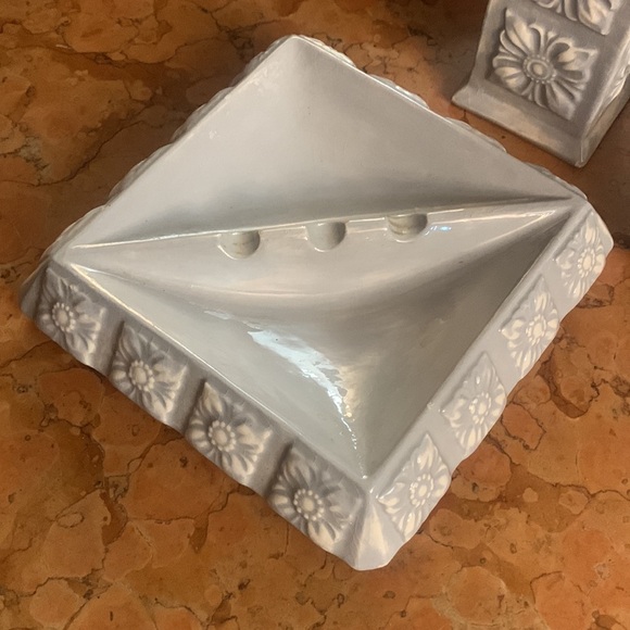 Vintage 1970s Ceramic Ashtray Cigar box set - Picture 2 of 16